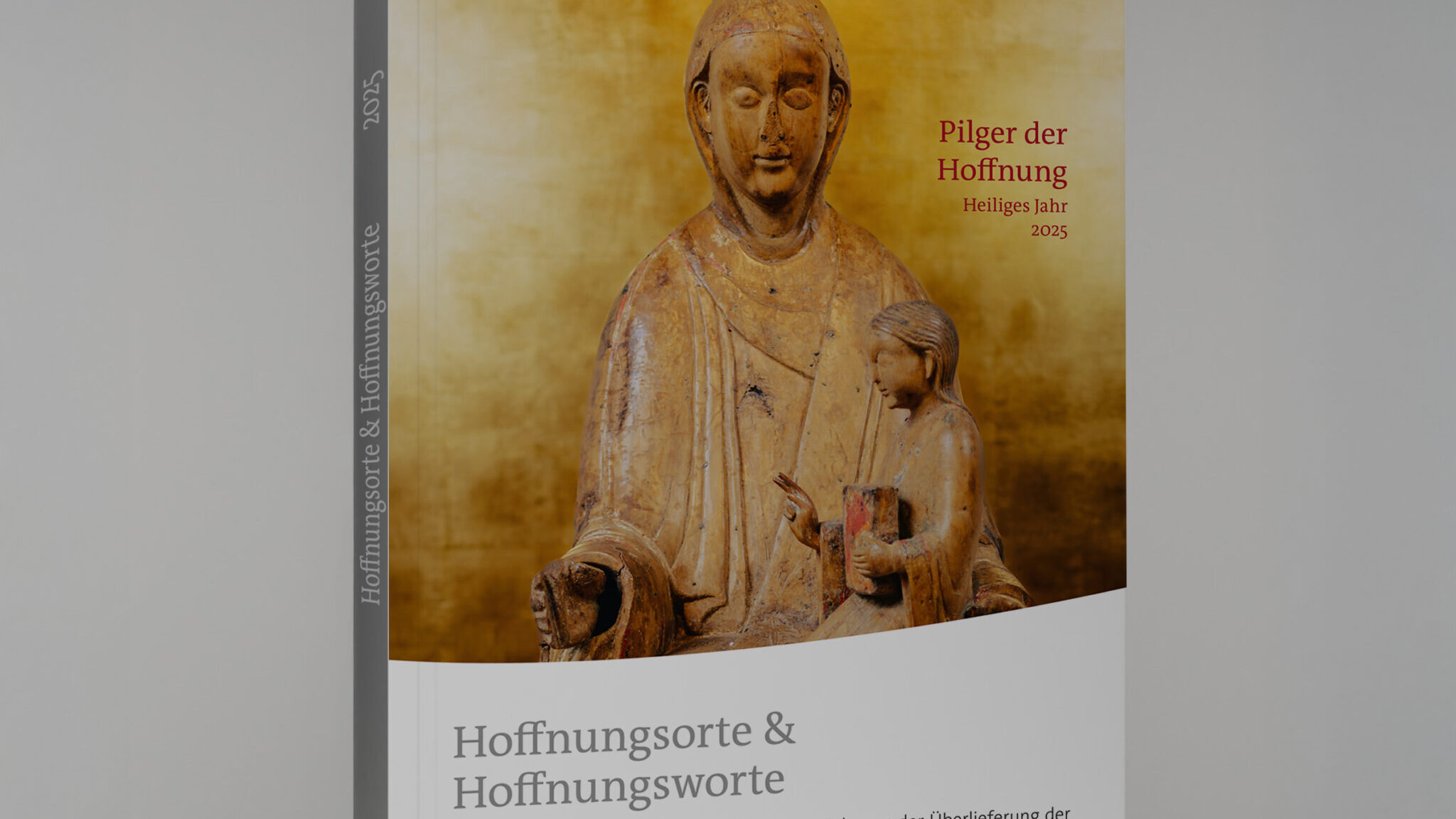 Mock-up,Von,Stehtaschenbuch,Mit,Weißem,Leerem,Einband,Isoliert.,Vertikales,Buch,